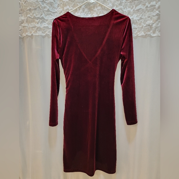 Womens Burgundy Velvet Dress by Jeceika, Size M, V Neck Wrap Dress - Picture 2 of 6